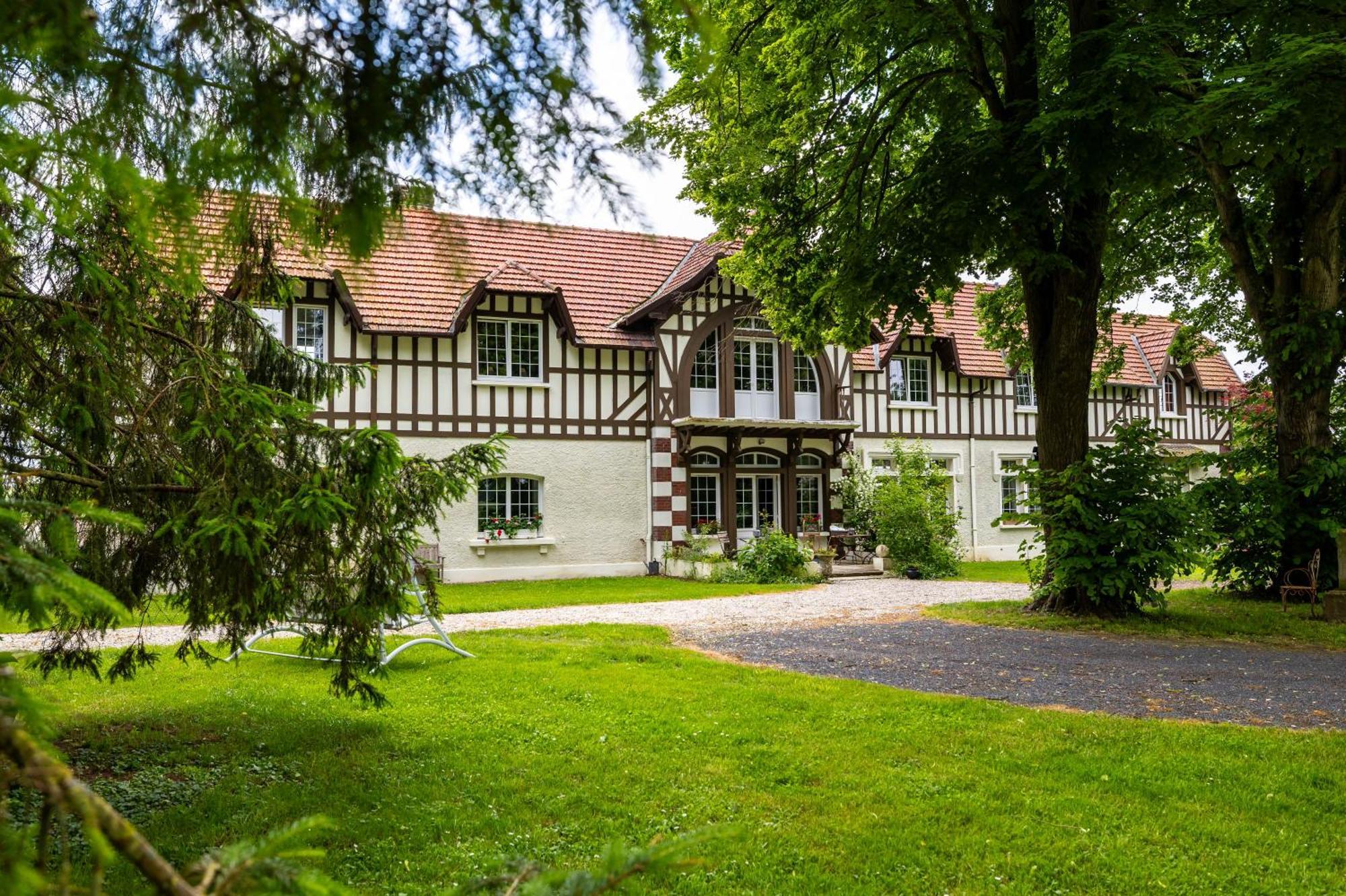 Chalet Des Longschamps Argoeuves Exterior photo